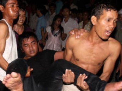 Власти Камбоджи выплатят семьям погибших в давке по $1,25 тыс