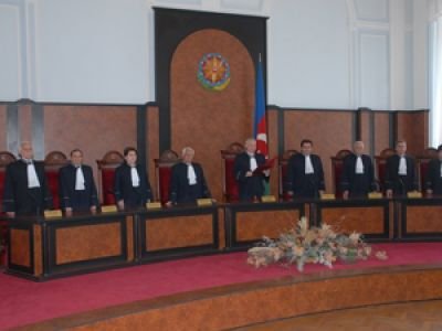 КС Азербайджана утвердил итоги парламентских выборов