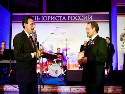 Медведев напомнил юристам об их ключевой роли в обществе