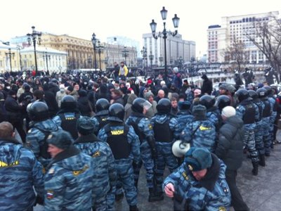 Студента судят за призывы к насилию в сети &quot;ВКонтакте&quot; во время массовых беспорядков в Москве
