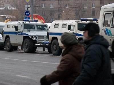 Передвижение подразделений Внутренних войск по Москве объясняют в МВД окончательным подсчетом голосов на выборах