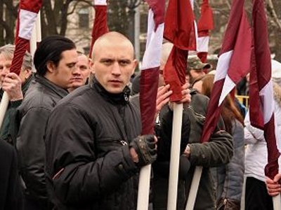 Суд в Латвии разрешил шествие ветеранов СС