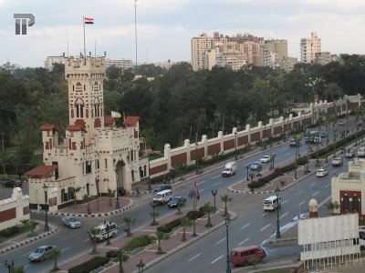 Египет компенсирует сотовым операторам и провайдерам убытки за отключение связи во время революции