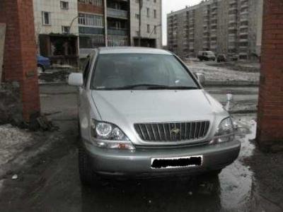 В Москве грабители из машины бизнесмена похитили 2,4 млн рублей 
