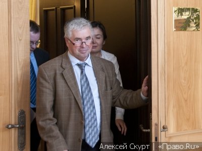 Владимир Слесарев получил рекомендацию на повторное занятие поста зампреда ВАС