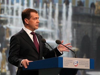 Судейский корпус подвергнется обновлению - заявление Медведева