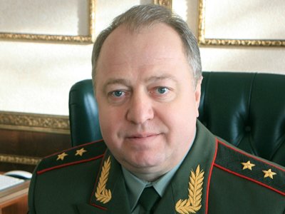 Генерал МВД пообещал снять с себя погоны, если хоть один солдат ел собачий корм
