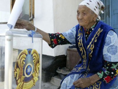 Наблюдатели от СНГ не выявили нарушений на выборах в Казахстане