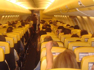 Авиакомпания Ryanair угрожает Еврокомиссии судом