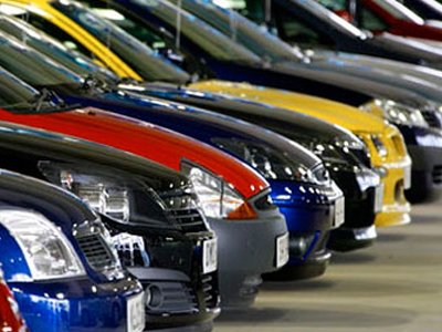 Госдума решила публиковать списки автомобилей ценой от 3 млн руб., чтобы брать с них повышенный налог