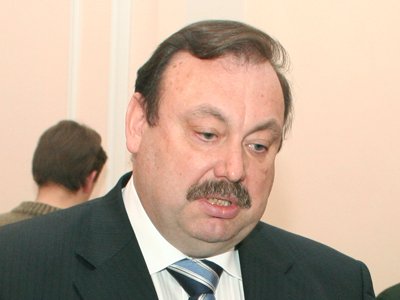 Думская комиссия начала разбираться с желанием Генпрокуратуры лишить полномочий оппозиционного депутата Гудкова