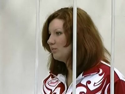 Суд оставил 8 лет колонии 23-летней москвичке Екатерине Заул, насмерть сбившей 5 человек на Land Rover