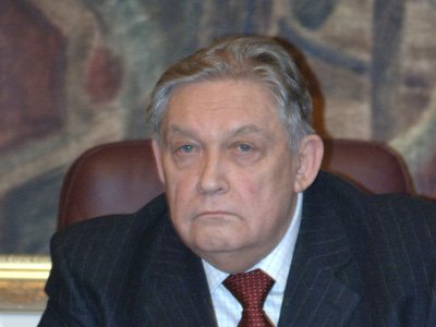 Скончался известный юрист Олег Кутафин