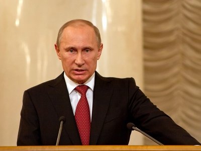 Путин отправил в отставку и назначил на новые должности большую группу руководителей МВД, СКР, ФСКН и ФСИН