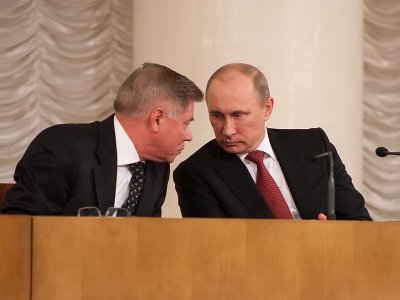 Лебедев обсудил с Путиным возможность расширения прав госорганов в административных делах