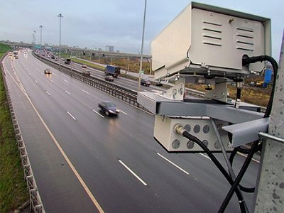Власти разрешили продавать водителям видеозаписи ДТП с дорожных камер