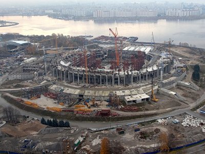 Возбуждено дело по стадиону &quot;Зенита&quot;, темпы строительства которого Медведев назвал &quot;позорными&quot;