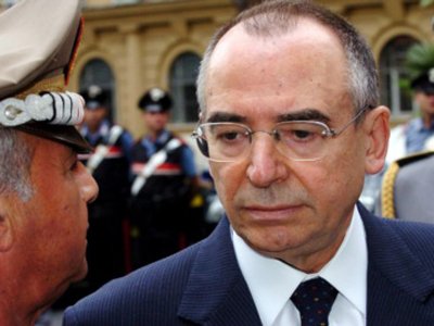 Итальянский суд приговорил бывшего главу разведки к 10 годам лишения свободы