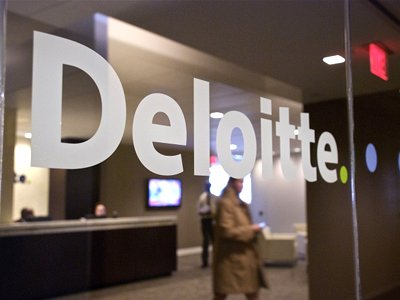 Deloitte временно запретили заключать новые договоры c клиентами