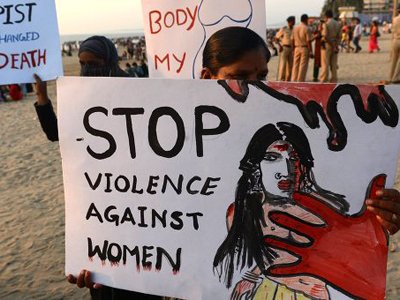 Четверо молодых людей из Индии, осужденных на смертную казнь за изнасилование в автобусе, оспорили приговор