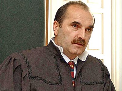 Возбуждено дело на полицейского, допустившего расстрел судьи ВС Дагестана