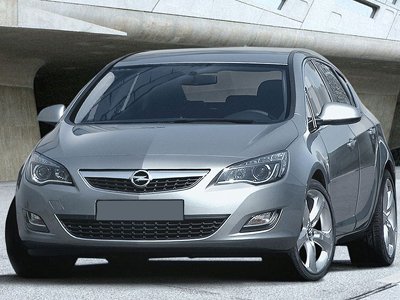 Автомобилистка отсудила 1,5 млн руб. у автосалона за Opel Astra c &quot;шумящей&quot; коробкой передач