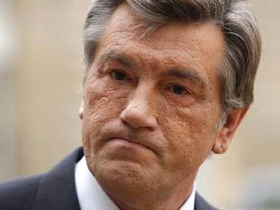 Ющенко оспорил дату выборов в Конституционном суде