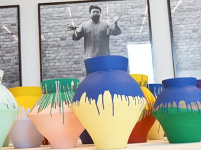 Художнику из США, разбившему вазу стоимостью в $1 млн, грозит пять лет тюрьмы