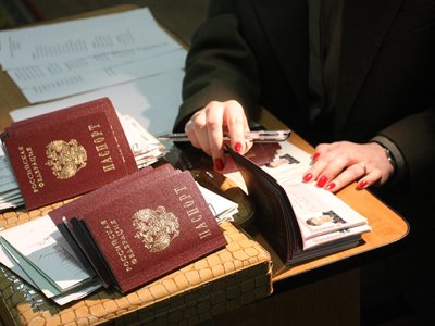 СКР начал возбуждать первые дела за сокрытие двойного гражданства