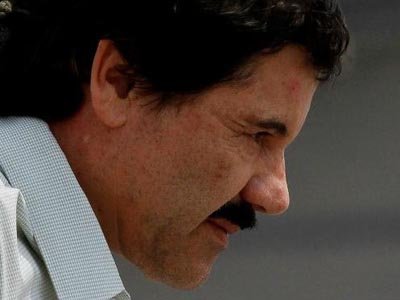 Власти Мексики обещают $4 млн за сведения о сбежавшем из тюрьмы наркобароне по прозвищу Коротышка