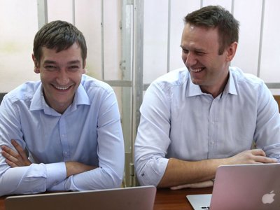 Защита братьев Навальных обжаловала приговор, в котором, по ее словам, не сходятся концы с концами