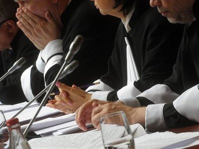 ККС распределила места в крымских судах, приняла отставку судей ВС и АС Крыма и двоих судей наказала