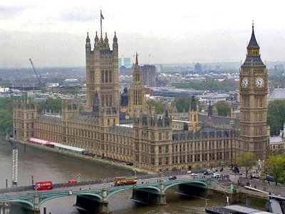 Великобритания: лордов разрешат увольнять?
