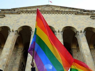ЕСПЧ обязал Грузию выплатить компенсации избитым противникам гомофобии