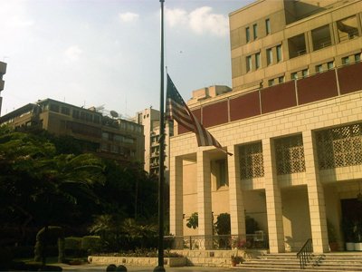 Сотрудника посольства США в Каире арестовали по обвинениям в терроризме