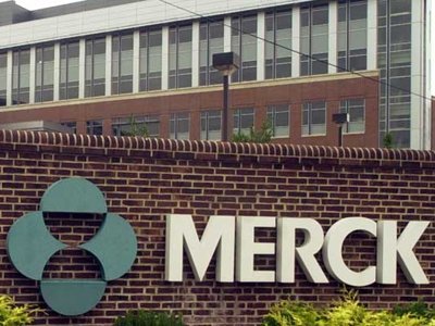 Суд обязал бывшего аналитика фармкомпании Merck выплатить $694 млн за инсайд