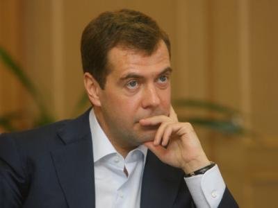 Медведев увеличил максимальный штраф за административные правонарушения для юрлиц до 5 млн рубл