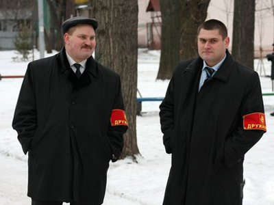 Власти Петербурга создают молодежные отряды  правопорядка