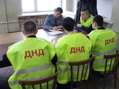 Госдума одобрила введение народных полицейских