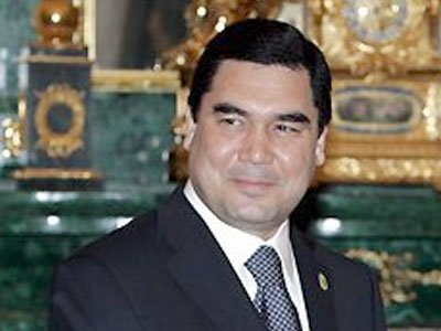 Президент Туркмении объявил амнистию
