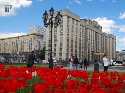 Госдума рассмотрит 20 мая законопроект о  руководстве КС РФ 