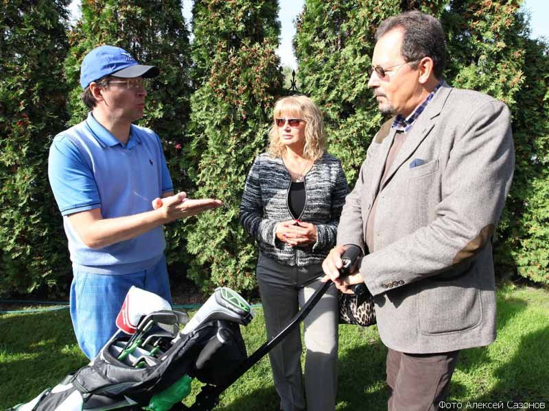 Адвокаты и юристы выбирали сильнейшего в гольфе - полевой фоторепортаж
