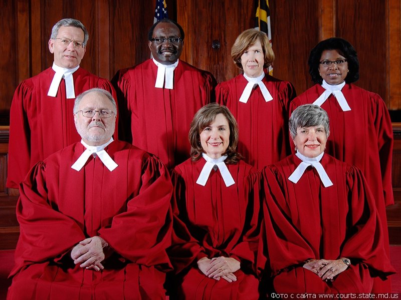 Храм правосудия: зачем судьям носить мантии